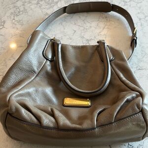 Marc by Marc Jacobs tote in Taupe pebbled leather GUC